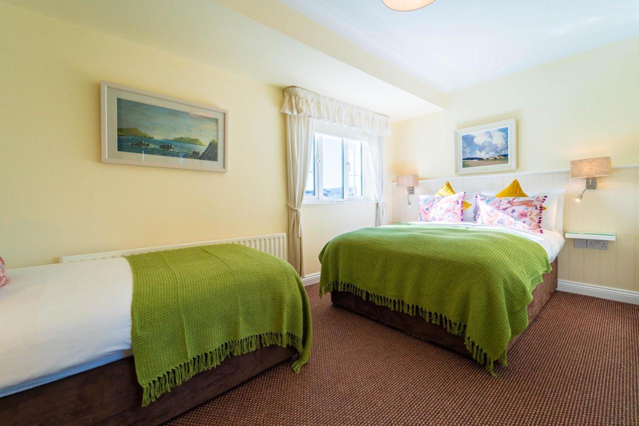 Ashe'S Accommodation Dingle Exterior foto